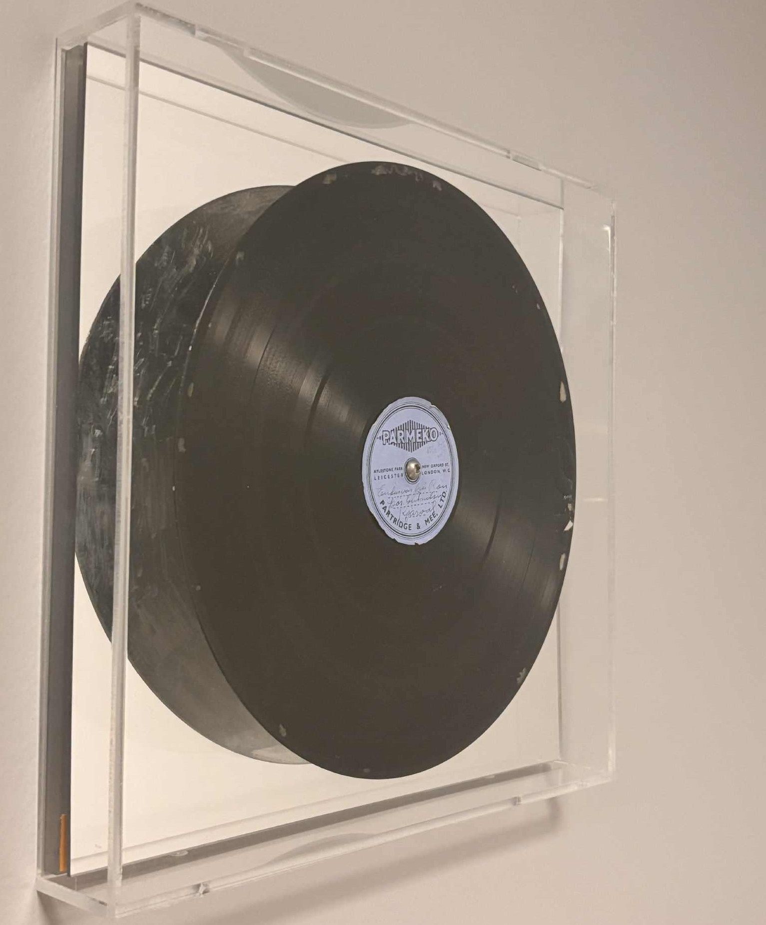 Elsta upptöka í safni RÚV, lakkplata með viðtali við Kjarval frá 1935. Elsta upptöka í safni RÚV, lakkplata með viðtali við Kjarval frá 1935.