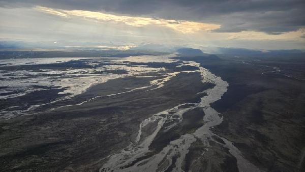 Hvernig eru jökulhlaup flokkuð eftir eiginleikum?