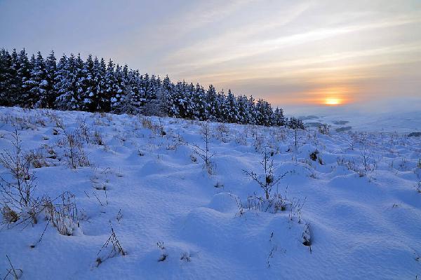 Á hvaða degi hefst skammdegi og hvenær lýkur því?