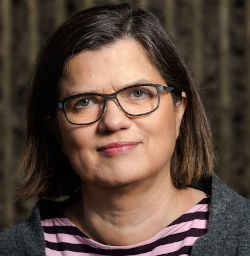 Unnur Dís Skaptadóttir